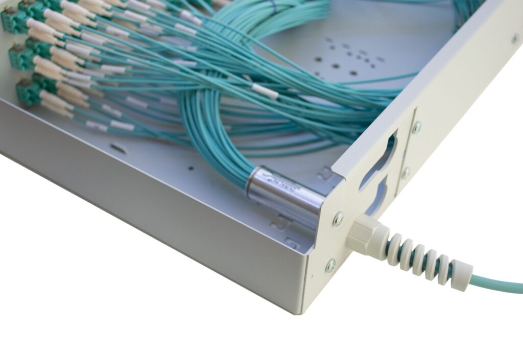Empty 2U patch panel with E2000 front panel